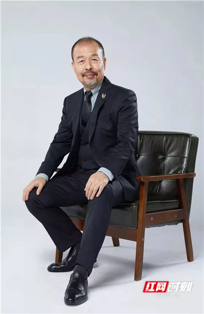 梦洁集团董事长姜天武:寐MINE雕琢高端家纺用品的极致之美 梦洁集团董事长姜天武:寐MINE雕琢高端家纺用品的极致之美