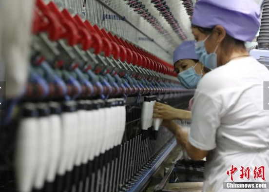 宁夏吴忠：纺织产业助力精准扶贫