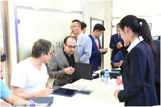 意大利技术亮相面料展南山纺织诠释全球化布局(图5)